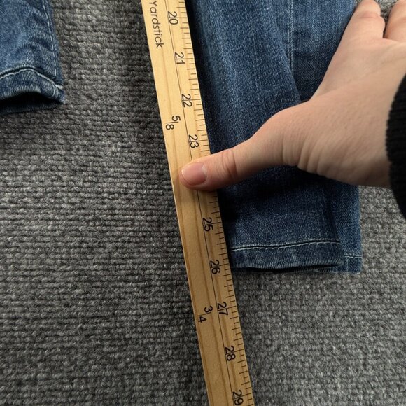 True Religion Blue Jeans Women 31x26 USA Denim Embroidered Urban Adult Ladies - Picture 6 of 13